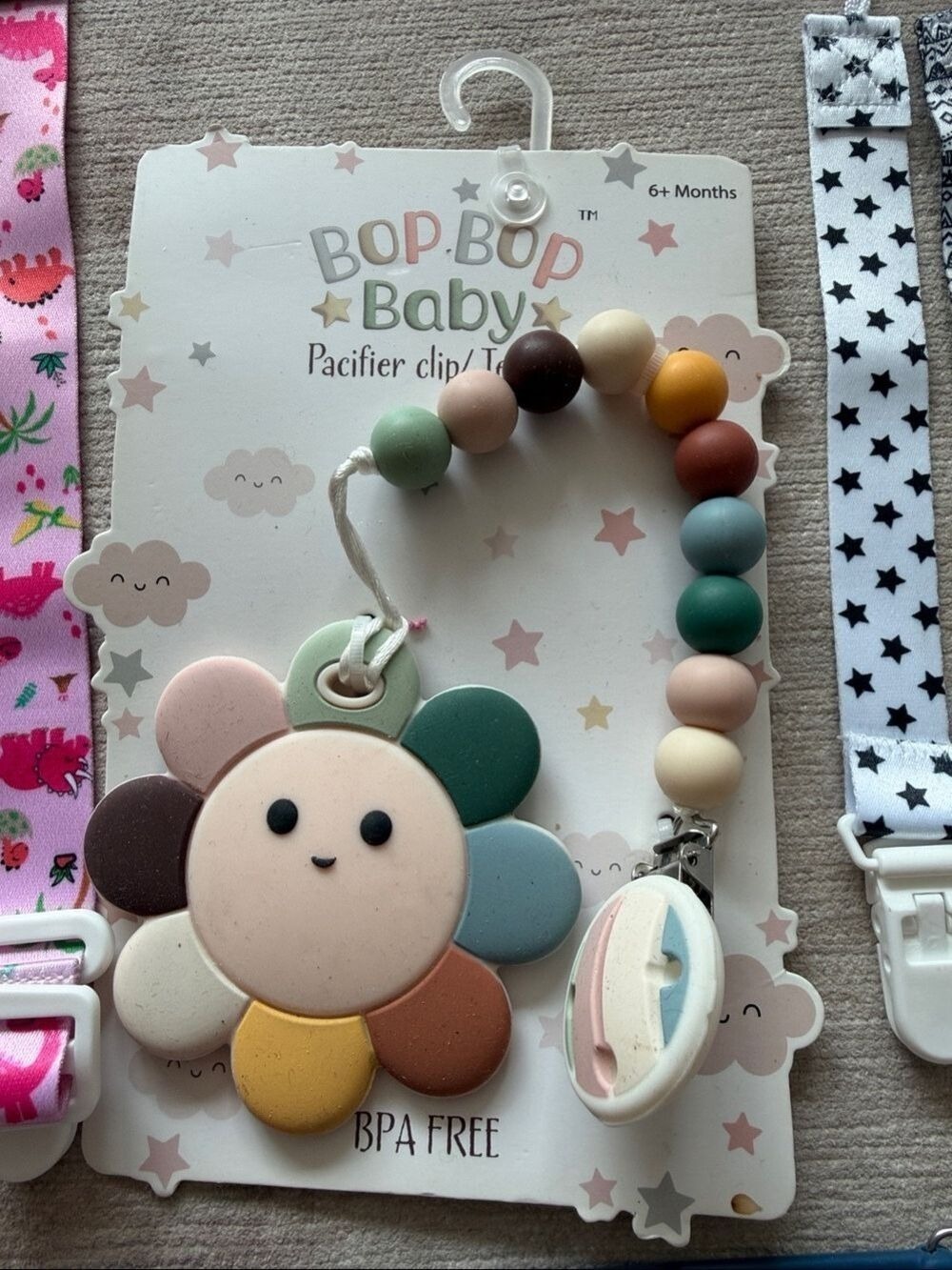 Silicone Pacifier Clips Teethers 9 - Picture 2 of 6
